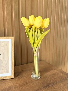 Arranjo de Tulipas Amarelo Artificial com Vaso de Vidro