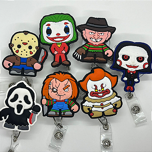 Porta Crachá Retrátil Personalizado - Personagens de Terror - Chucky, Coringa