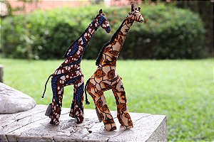 Girafa de pano africano (tons amarelos) - feita à mão