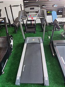 Esteira Ergométrica Evolution EVO4000 - Usada