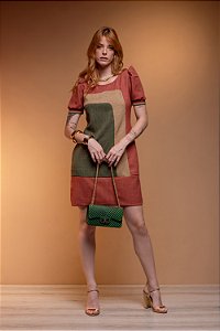 Vestido tubinho recortes