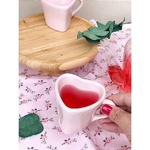 Caneca em Porcelana Coração Rosa