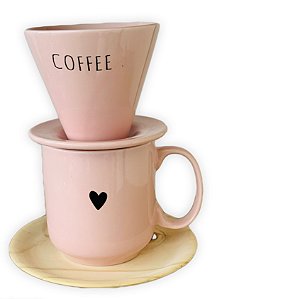 Conjunto Caneca e Coador em Porcelana Rosa