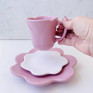Xícara de Chá Flor 2 Pires Rosa Lisa 180ml