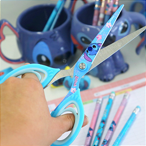 Tesoura Office Stitch