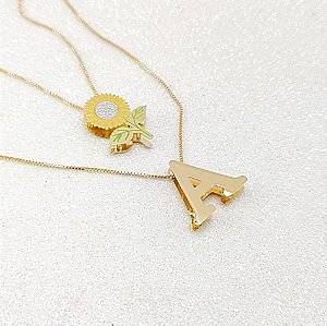 COLAR DUPLO PERSONALIZADO LETRA INICIAL + PINGENTE SEMIJOIA BANHO DE OURO 18K