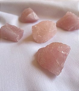 Quartzo Rosa Bruta - A Pedra do Amor