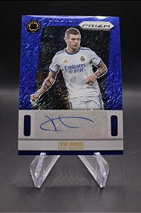 Toni Kroos - 2025 Panini Prizm World Cup Blue Shimmer Flashbacks Auto