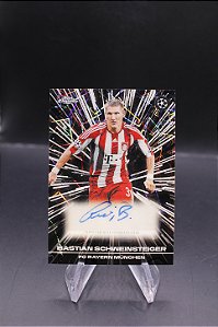 Bastian Schweinsteiger - 2025-26 Topps Chrome Black Lazer Auto Bayern