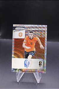 Robin Van Persie - 2026 Prizm World Cup National Heroes Wave Auto
