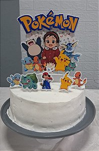 Topo de bolo em camadas luxo 3D Pokémon com o aniversariante em personagem - Com laminação