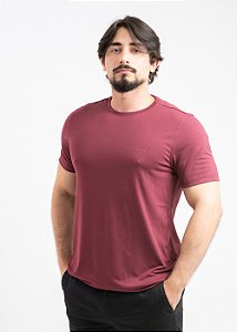 Camiseta Tech Masculina Anti Odor Não Amassa Bordô Pataloo