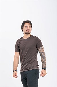 Camiseta Tech Masculina Marrom Básica Tecido Frio Pataloo