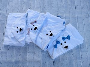 Toalha de Banho com capuz toda forrada com fralda