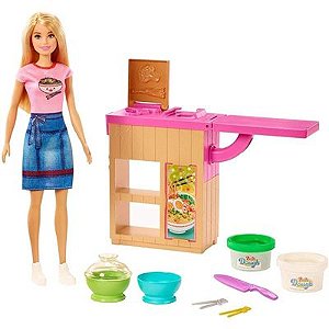 Boneca Barbie e  Playset Maquina De Macarrao - Ghk43 - Mattel