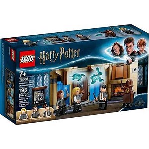 Lego Harry Potter  - Sala Precisa De Hogwarts - 193 Peças - 75966 - Lego✔