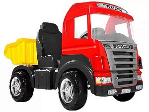 Caminhão Truck - Vermelho com Pedal e Capacete  - 9300C - Magic Toys
