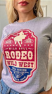 TSHIRT NO ALGODÃO GOLA NA RIBANA RODEO WILD WEST- CINZA