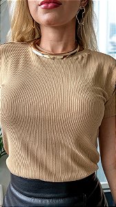 BLUSA LISA TRADICIONAL CANELADA