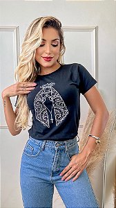 TSHIRT NO ALGODÃO GOLA NA RIBANA NOSSA SENHORA APARECIDA PEDRARIA -PRETA