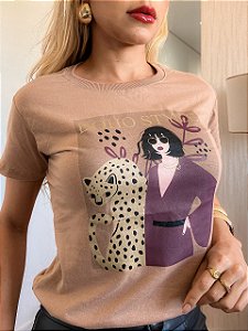 TSHIRT NO ALGODÃO GOLA NA RIBANA MULHER ONÇA- NUDE