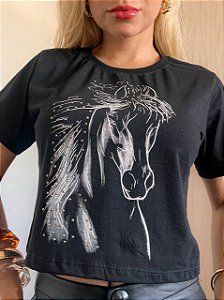 CROPPED ALGODÃO GOLA NA RIBANA CAVALO PEDRARIA- PRETO