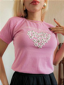 TSHIRT NO ALGODÃO GOLA NA RIBANA CORAÇÃO ALTO RELEVO-ROSA IORGUTE