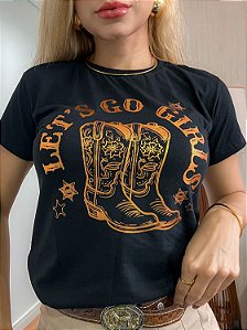 TSHIRT NO ALGODÃO GOLA NA RIBANA LET´S GO BOTAS FÓIL-PRETA