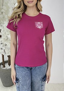 TSHIRT FLORES BOLSO PEDRARIA - ROSA FÚCSIA