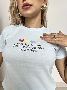 TSHIRT MINHA FÉ CORAÇÕES - AZUL BEBÊ