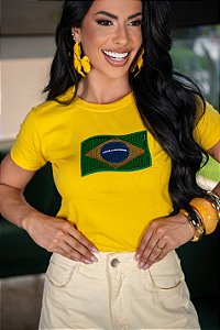 TSHIRT BRASIL BANDEIRA BORDADA LANTEJOULAS - AMARELA