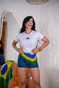 TSHIRT BRASIL BANDEIRA BORDADA - BRANCA