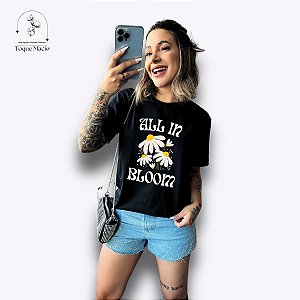 T-SHIRT ALL IN BLOOM - PRETO
