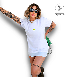 T-SHIRT BANDEIRA BORDADA - BRANCO