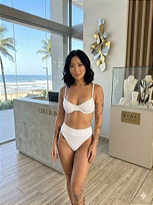 Dani-Branco (Hot Pant cintura alta)