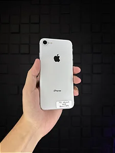 iPhone 8 64GB , bateria 100% bateria trocada.