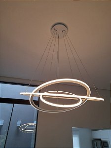 LUSTRE COM 3 ANÉIS DE LED