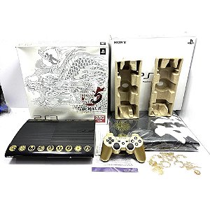 PlayStation 3 Super Slim, Yakuza 5 Emblem Edition, Na Caixa