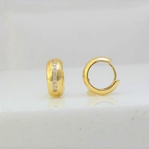 Brinco argola larga P commicro zirconias cravejadas