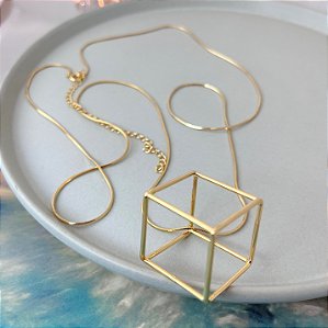 Colar Formas Cubo