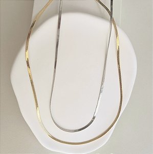 Colar Bia fita fina 1mm com 45cm