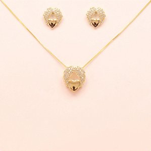 Conjunto Coração Alado Cravejado em Zircônia Folheado a Ouro 18k