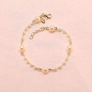 Pulseira com Detalhes em Pérola Folheado a Ouro 18k