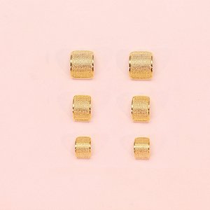 Brinco em Trio com Design Texturizado Folheado a Ouro 18k