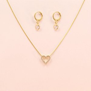 Conjunto Coração Cravejado em Zircônia Folheado a Ouro 18k
