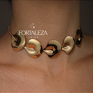 Gargantilha com Design Orgânico Banhado a Ouro 18k