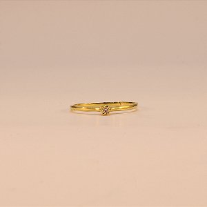Anel Solitário com Zircônia Cristal Folheado a Ouro 18k