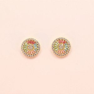 Brinco Trabalhado em Zircônia Folheado a Ouro 18k