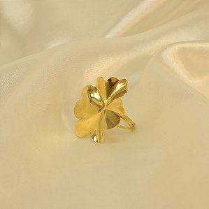 Anel com Design Orgânico Folheado a Ouro 18k