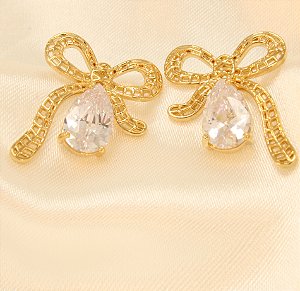 Brinco de Laço com Zircônia Cristal Folheado a Ouro 18k